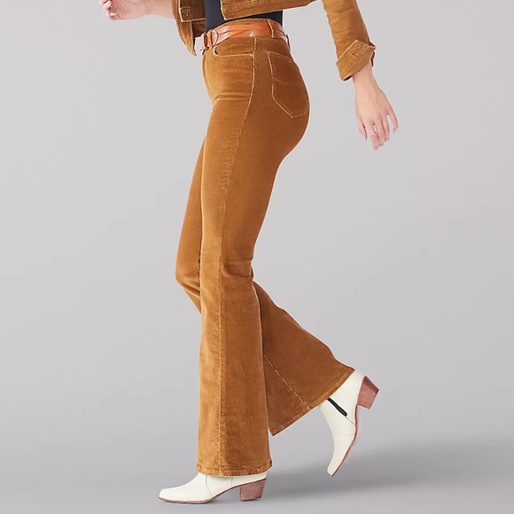 *SOLD* Lee High Rise Cord Flare Jeans - Picture 3 of 8